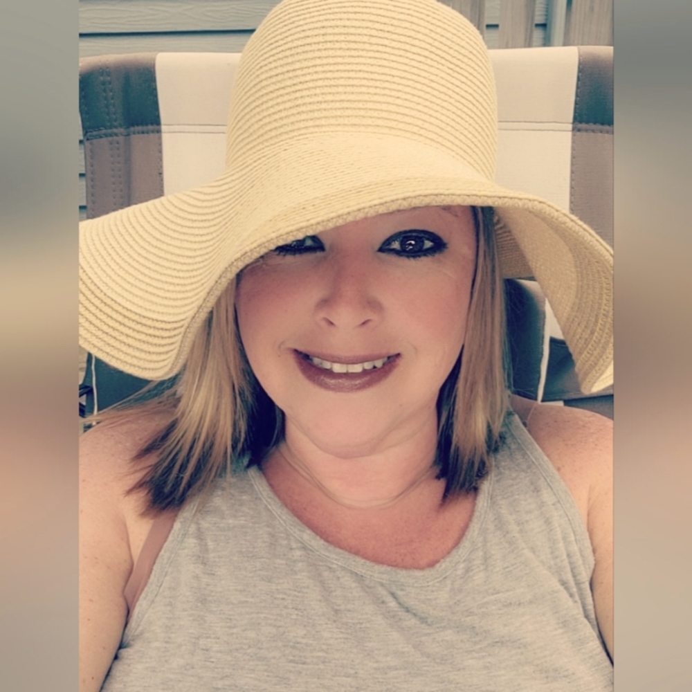 Meet your Posher, Jennifer